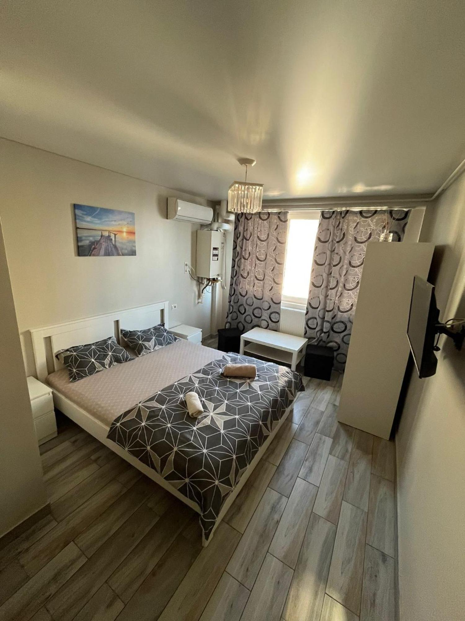 Ceronav Portului Studio Galati  Bagian luar foto